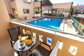 Sun Beach Apartments