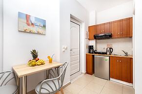 Sun Beach Apartments