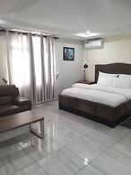 Mitos Luxury Suites