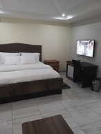 Mitos Luxury Suites