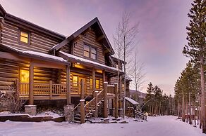 Ski Classic Lodge