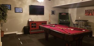 2809fb 4-bed Disney Area Pool Home Games Room, Spa