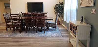 2809fb 4-bed Disney Area Pool Home Games Room, Spa