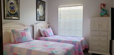 2809fb 4-bed Disney Area Pool Home Games Room, Spa