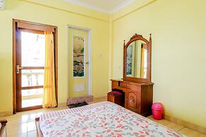 Adinda Beach Hotel and Villa