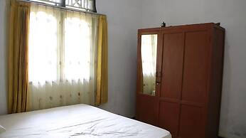 Sutriyanto Homestay - Hostel