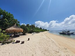 Pili Beach Resort Agmanic