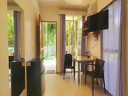 Pili Beach Resort Agmanic