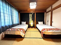 Economy Hotel Upashi
