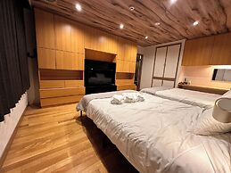 Economy Hotel Upashi