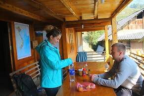 Hmong Sister House - Hostel