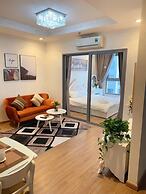 Bom Homestay Vinhomes Times City