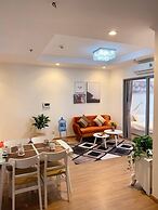 Bom Homestay Vinhomes Times City