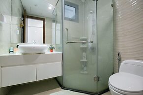 Bom Homestay Vinhomes Times City