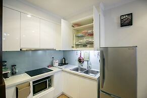 Bom Homestay Vinhomes Times City