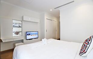 Bom Homestay Vinhomes Times City