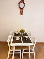 Bom Homestay Vinhomes Times City