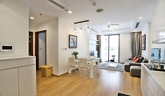 Bom Homestay Vinhomes Times City