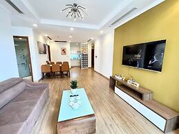 Bom Homestay Vinhomes Times City