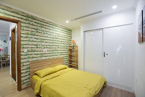 Bom Homestay Vinhomes Times City