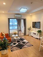 Bom Homestay Vinhomes Times City