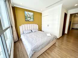 Bom Homestay Vinhomes Times City