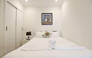 Bom Homestay Vinhomes Times City