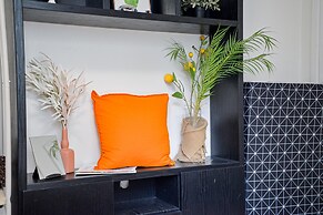 Jerry Blossom - Hostel