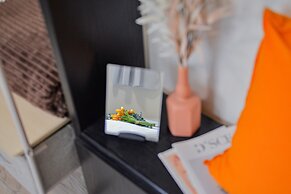 Jerry Blossom - Hostel