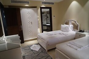 Golden jewel hotel