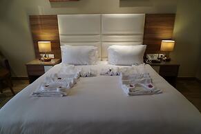 Golden jewel hotel