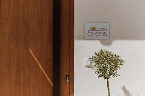 Villa Oriens