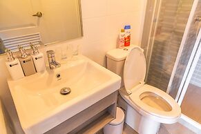 Apartment 450m from BTS with Sky Pool - bkbloft3