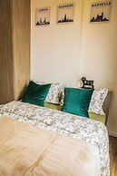 Apartment 450m from BTS with Sky Pool - bkbloft8