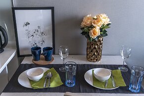 Community Apartment - bkce37