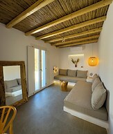 Perigiali Rooms & Apartments Folegandros
