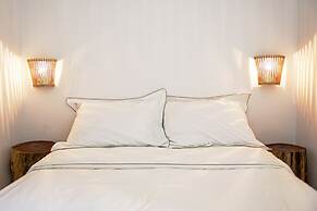 Perigiali Rooms & Apartments Folegandros