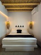 Perigiali Rooms & Apartments Folegandros