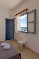 Perigiali Rooms & Apartments Folegandros
