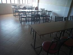 Pivot Restaurant And Lodge