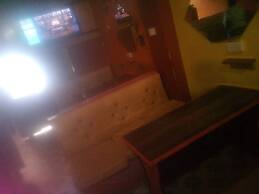 Roadside Inn Restaurant