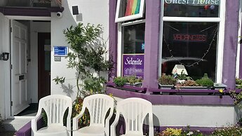 Selenite Guest House