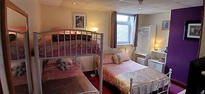Selenite Guest House