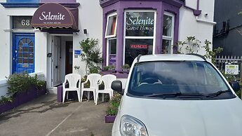 Selenite Guest House