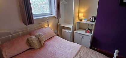 Selenite Guest House
