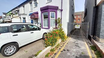 Selenite Guest House