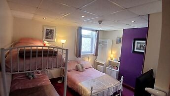 Selenite Guest House
