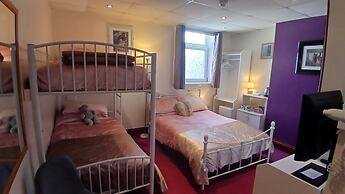 Selenite Guest House
