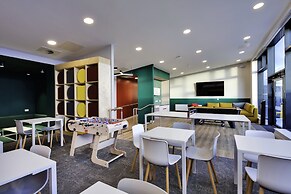 Highfield House Apartments