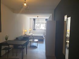 Shivas City Aparthotel